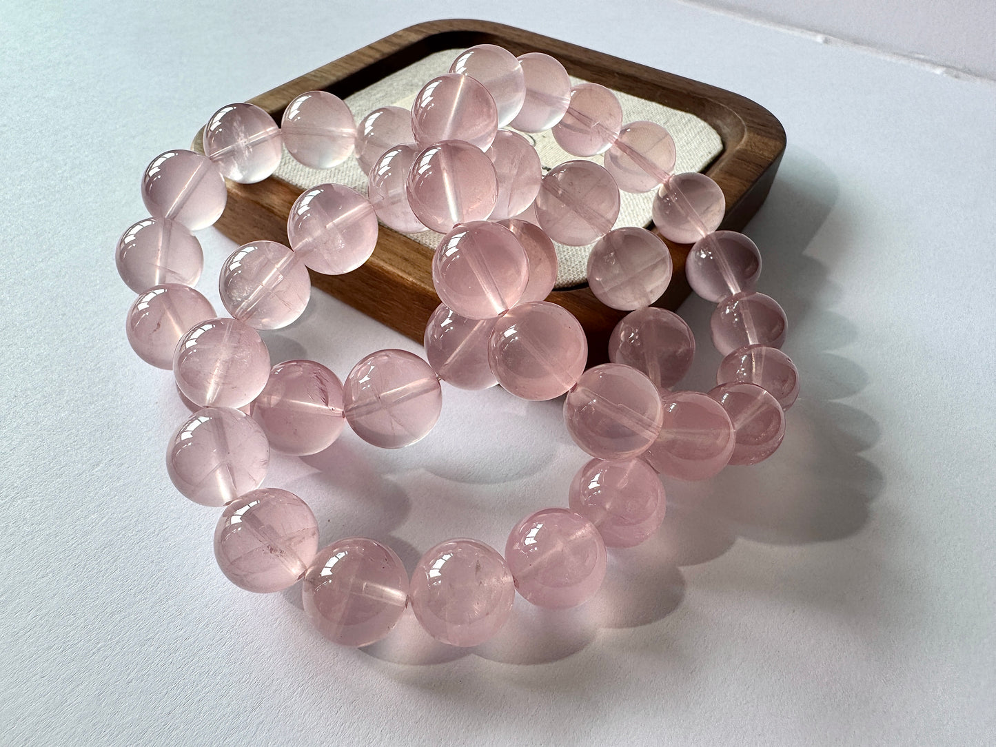 Rose quartz （水透体粉晶）