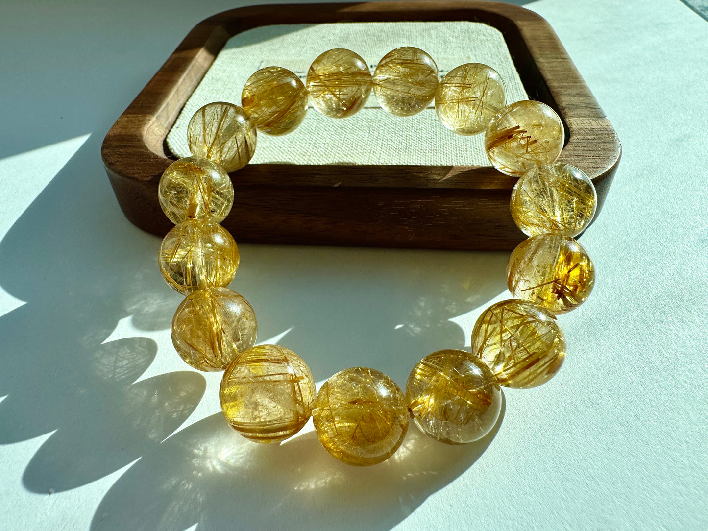 Golden Rutilated Quartz (金髮晶)